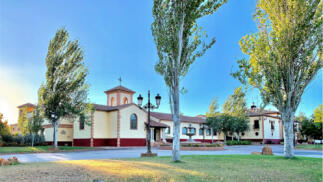 Alojamiento + desayuno con opción a circuito termal en Balneario Cervantes para dos personas